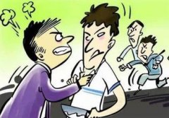 <b>福州男子制止侵害被刑拘14天 正当防卫和防卫过当如何判定？</b>